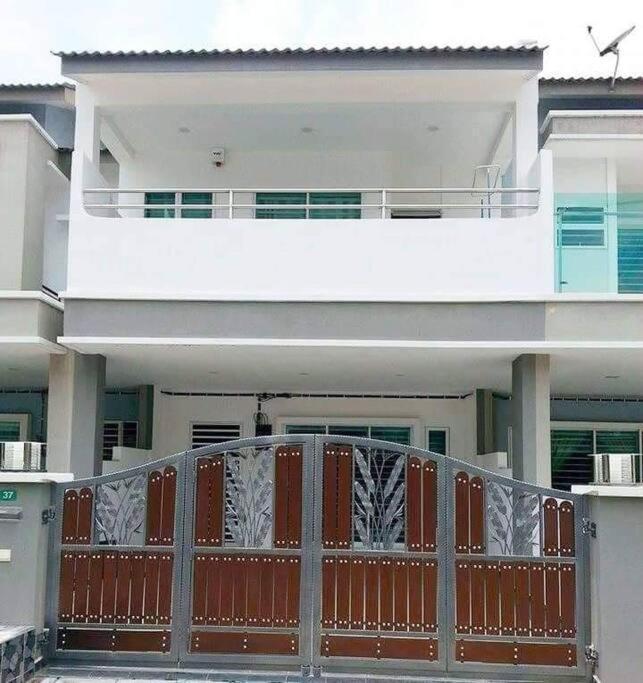Bdr Seri Botani Ipoh-Nordic Buitenkant foto